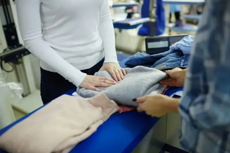 How to Evaluate and Select Industrial Uniform Fabrics