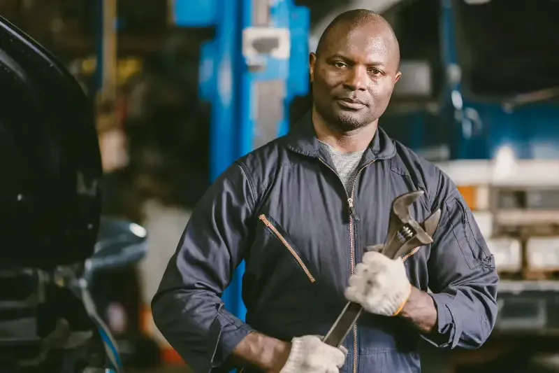 Safety Uniform Compliance: A Global Guide for EHS Managers
