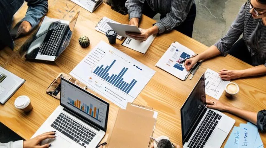 Social Media Statistics: Enterprise Lead Pipeline Growth