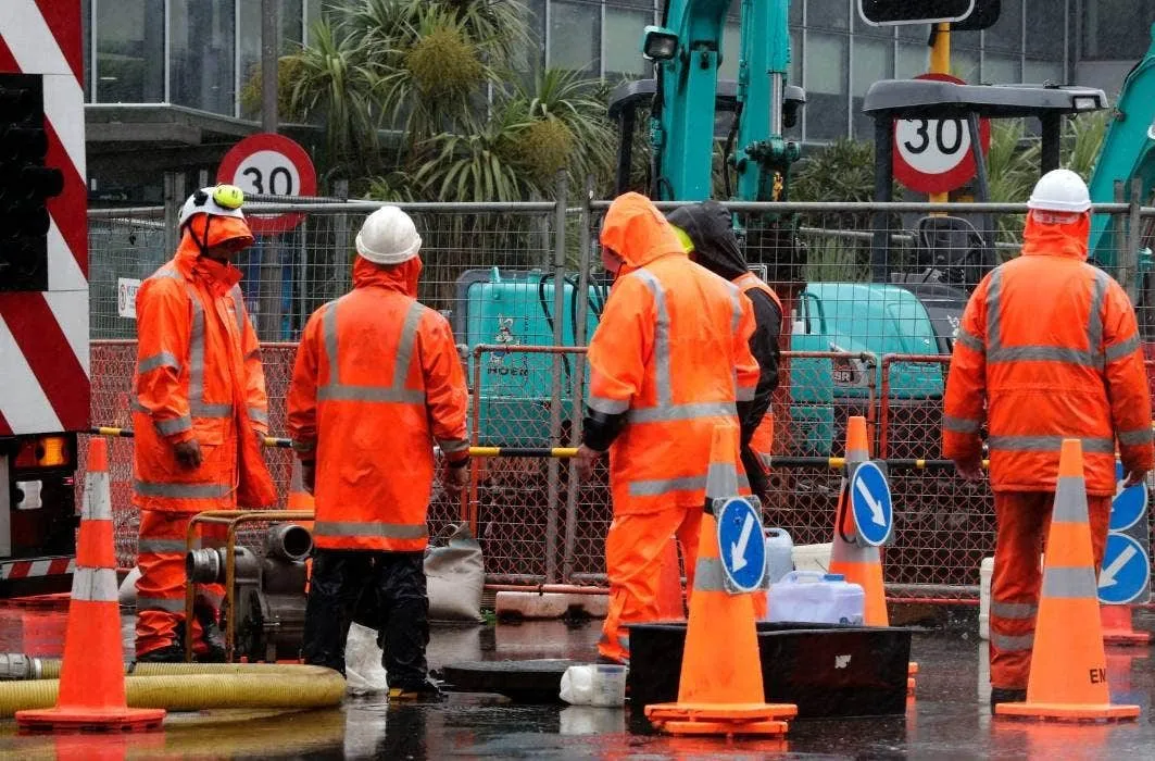 How to Source Construction Workwear: A 7-Step Procurement Guide